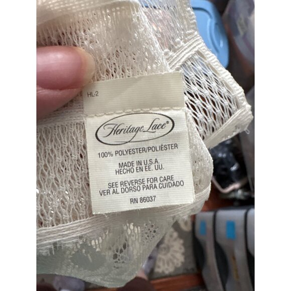 Heritage Lace Cream Valance 19"L x 64"W - Picture 5 of 11